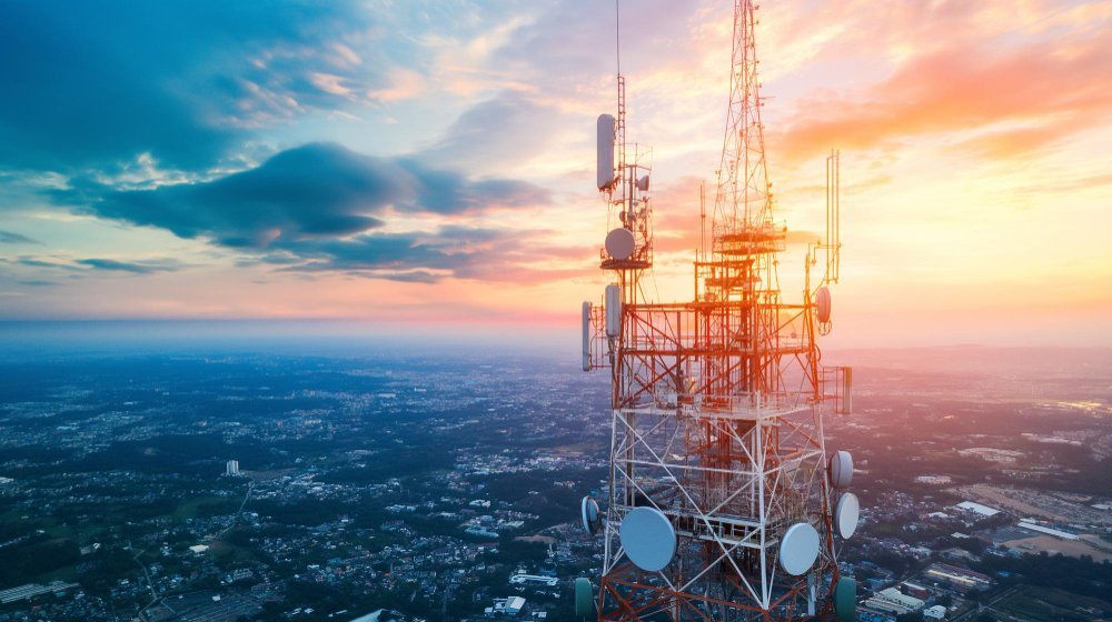 Revolusi yang Dibawa Internet: Mengubah Pola Hidup dan Interaksi Manusia