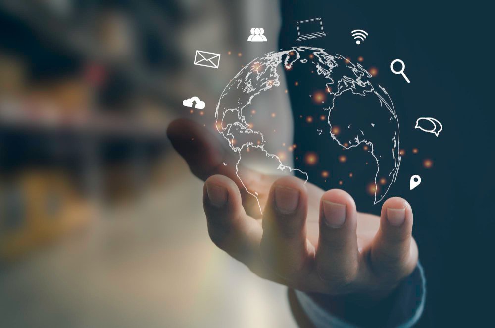 Dampak Internet Terhadap Kehidupan Sosial dan Ekonomi: Era Konektivitas Global