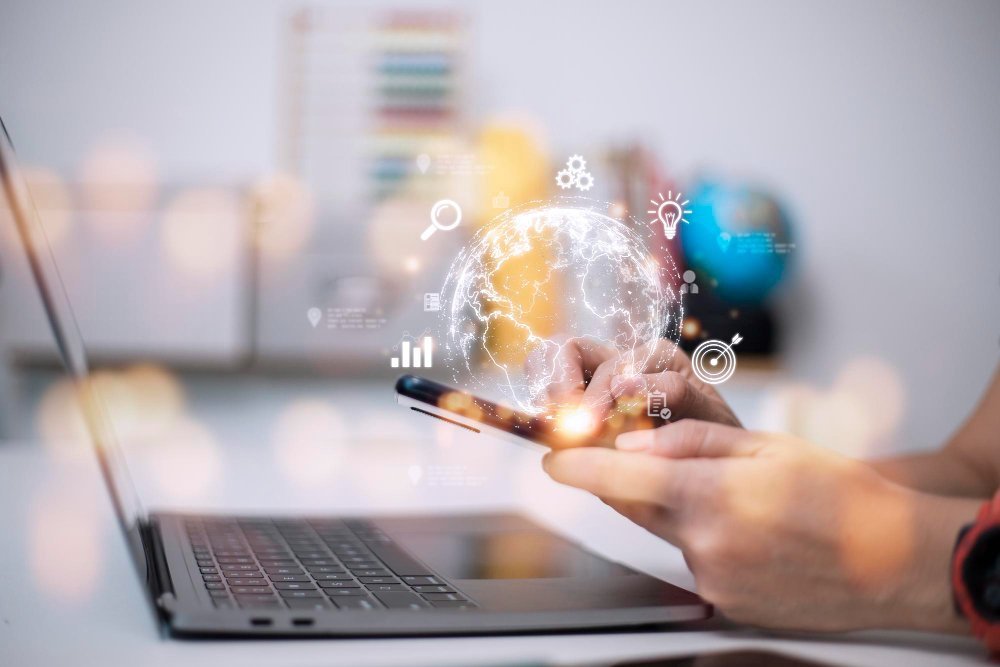 Mengenal DNS: Pondasi Internet yang Tak Terlihat tapi Krusial