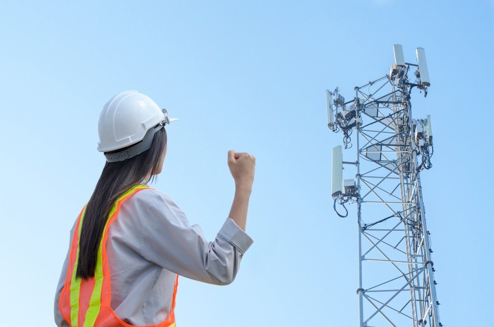 Satelit Indonesia: Profil Singkat, Fungsi, dan Perannya