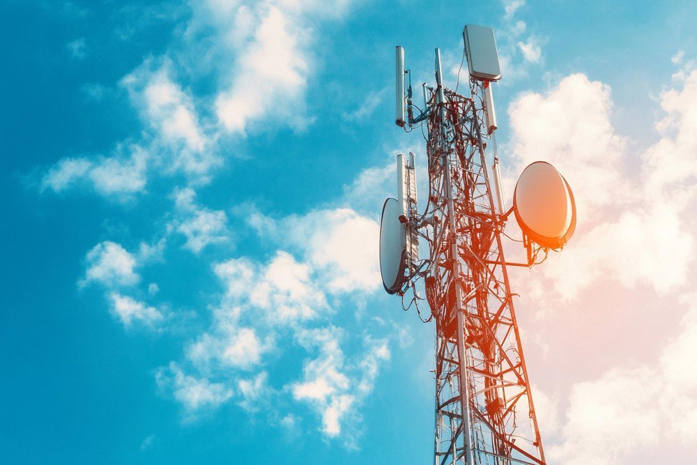 Perbandingan Starlink dengan Provider Internet Lain di Indonesia: Mana yang Lebih Baik?