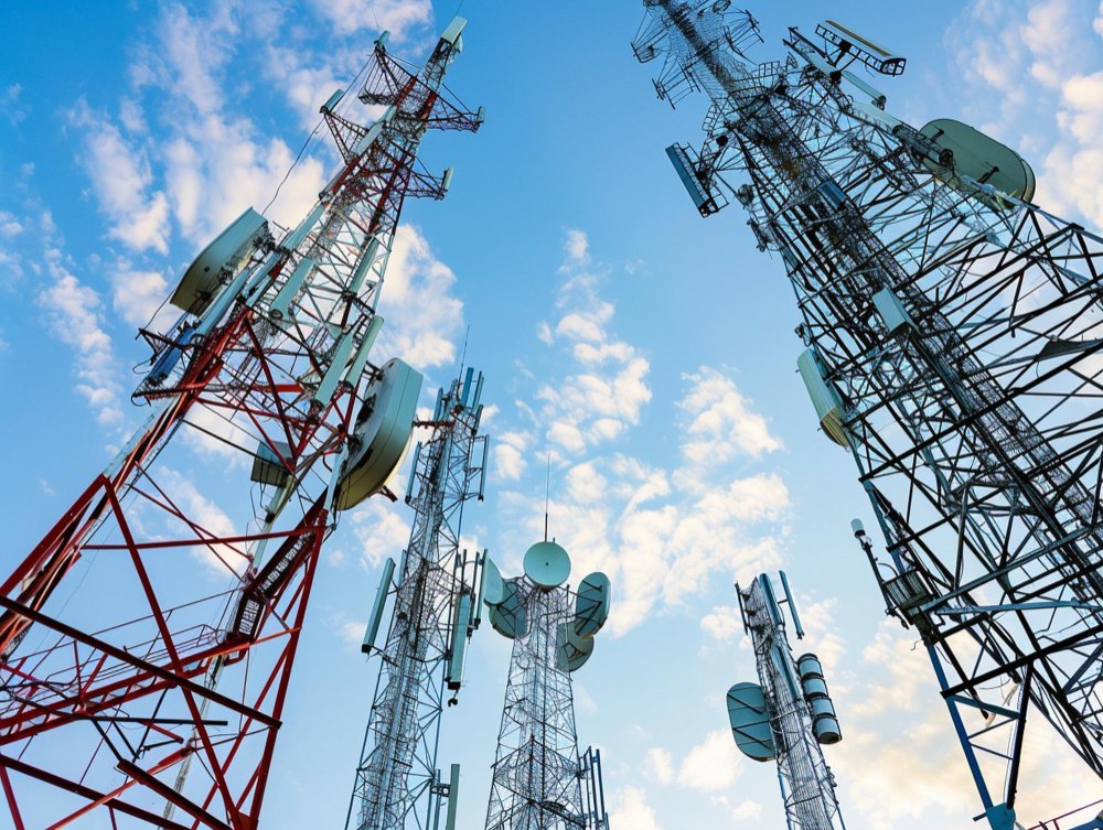 Contoh Penerapan Internet of Things (IoT) di Berbagai Sektor
